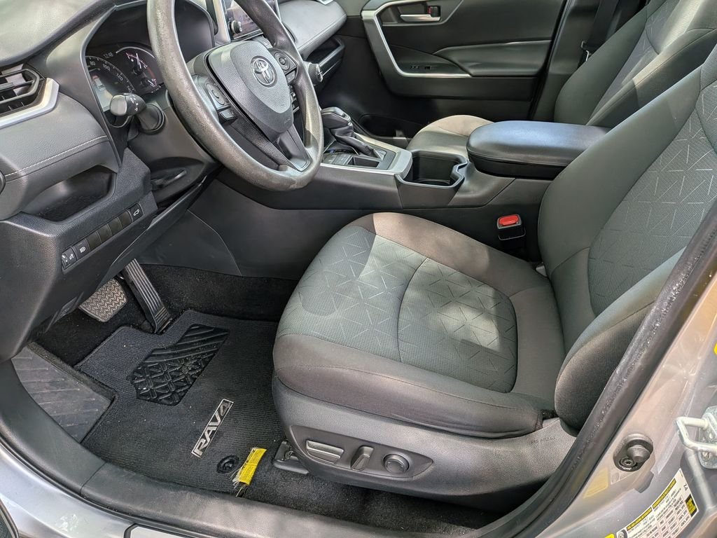 Used 2024 Silver Toyota XLE image 14