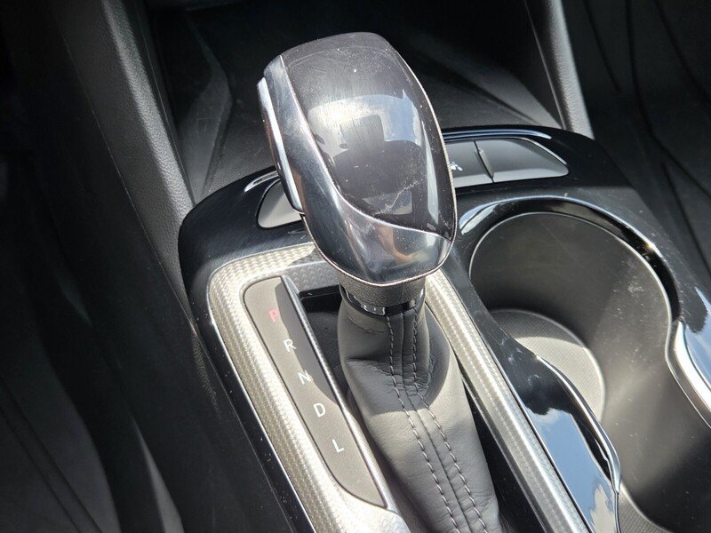 Used 2025 White Frost BUICK FWD 4DR AVENIR image 25
