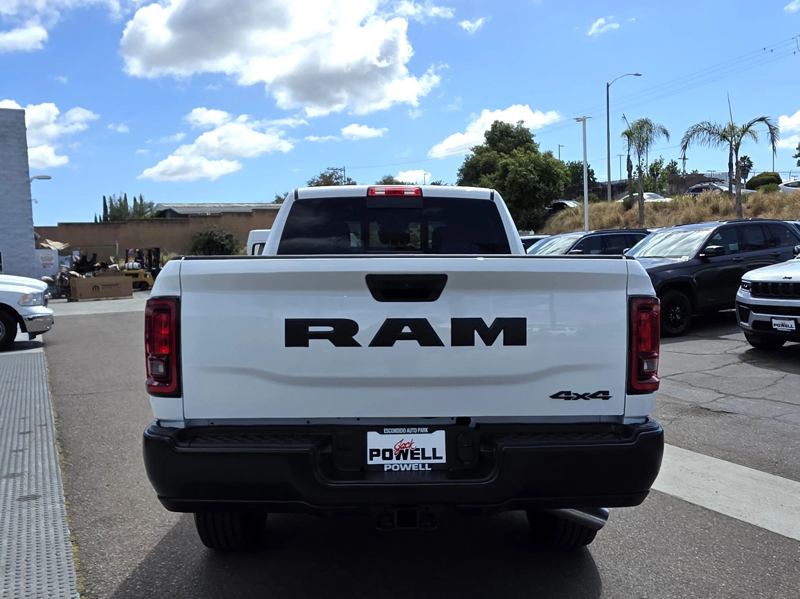 New 2026 Bright White Clearcoat RAM Tradesman image 4