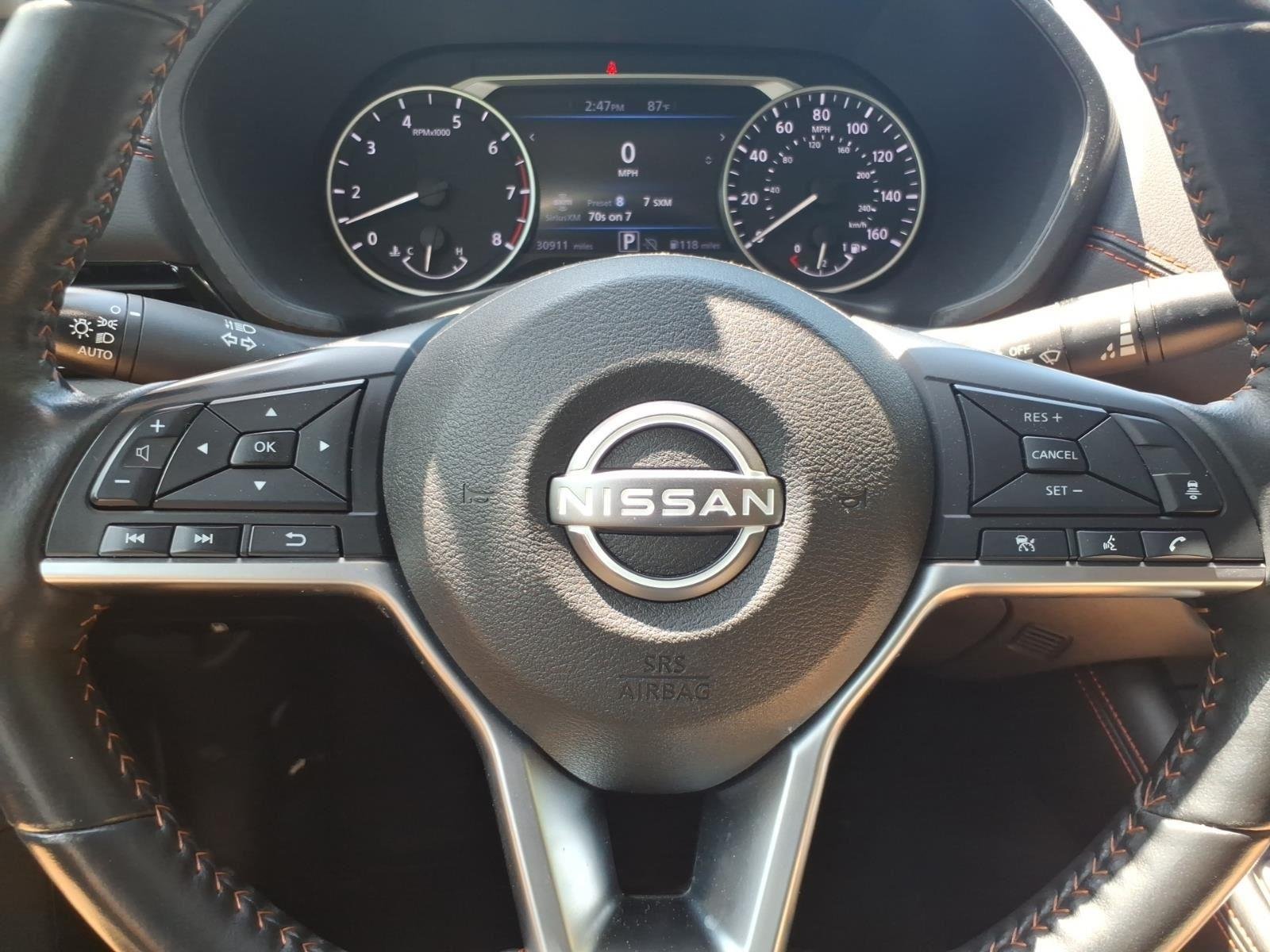 Used 2025 Aspen White Tricoat/Super Black Nissan SR image 19