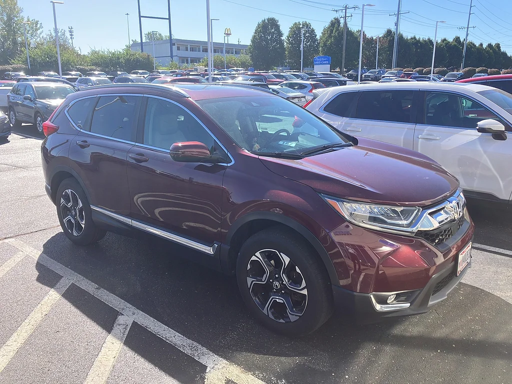 Used 2018 RED Honda Touring image 1