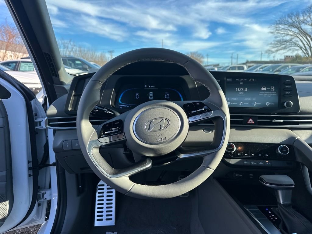 Used 2026 Serenity White Pearl Hyundai SEL Sport image 17