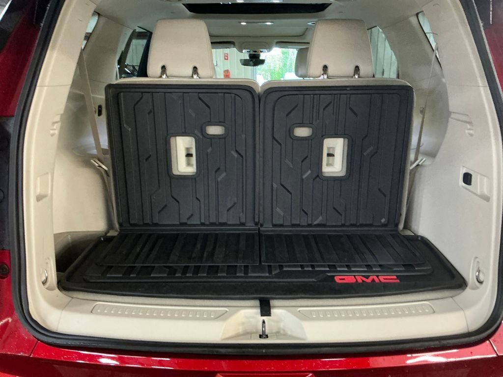 Used 2023 Red GMC Denali image 27