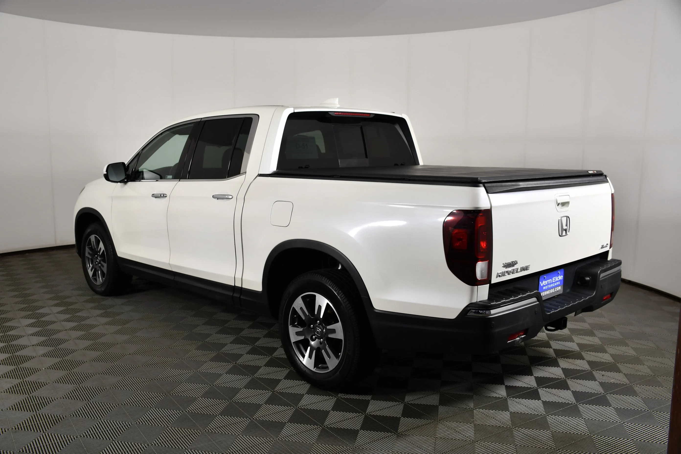 Used 2019 White Diamond Pearl Honda RTL-E image 8