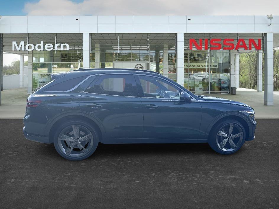 Used 2024 Cardiff Green Genesis 3.5T Sport image 6