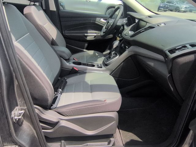Used 2014 Gray Ford SE image 28
