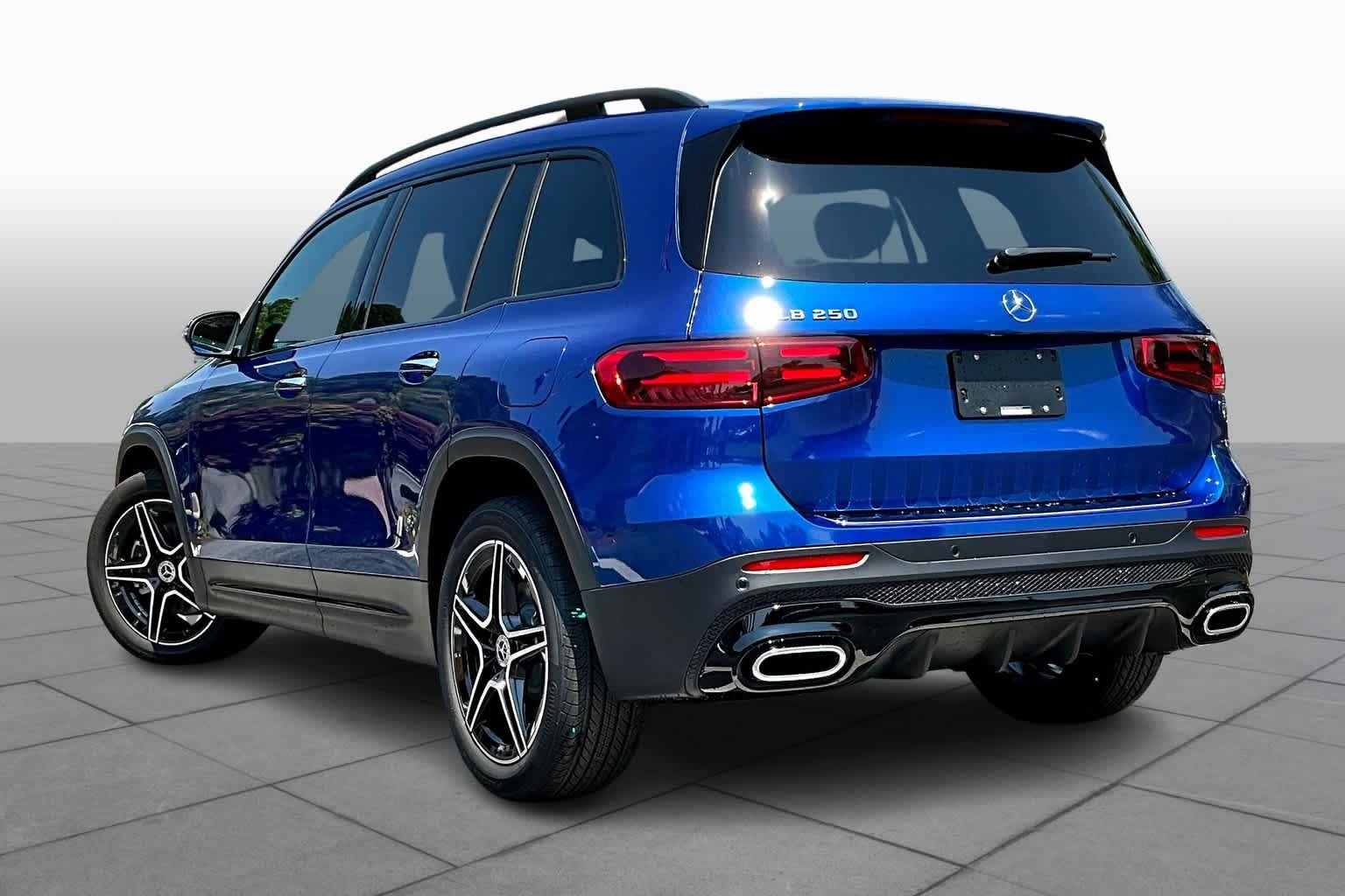 Used 2024 Starling Blue Metallic Mercedes-Benz GLB 250 image 13
