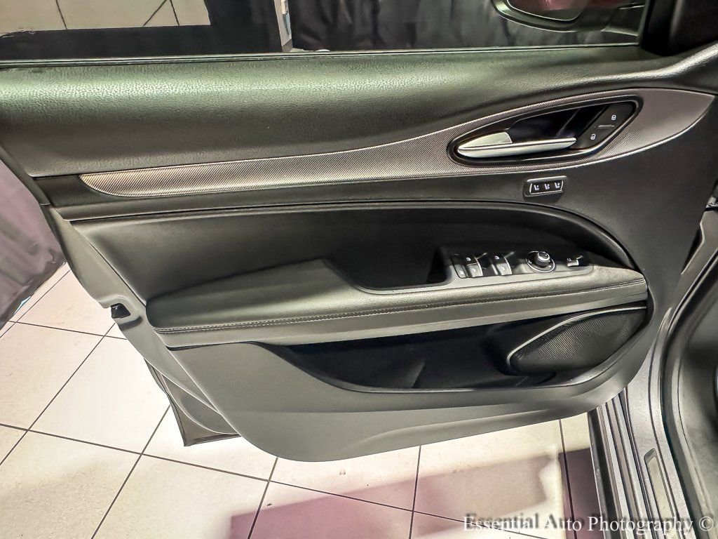 2023 ALFA ROMEO STELVIO - Image 27
