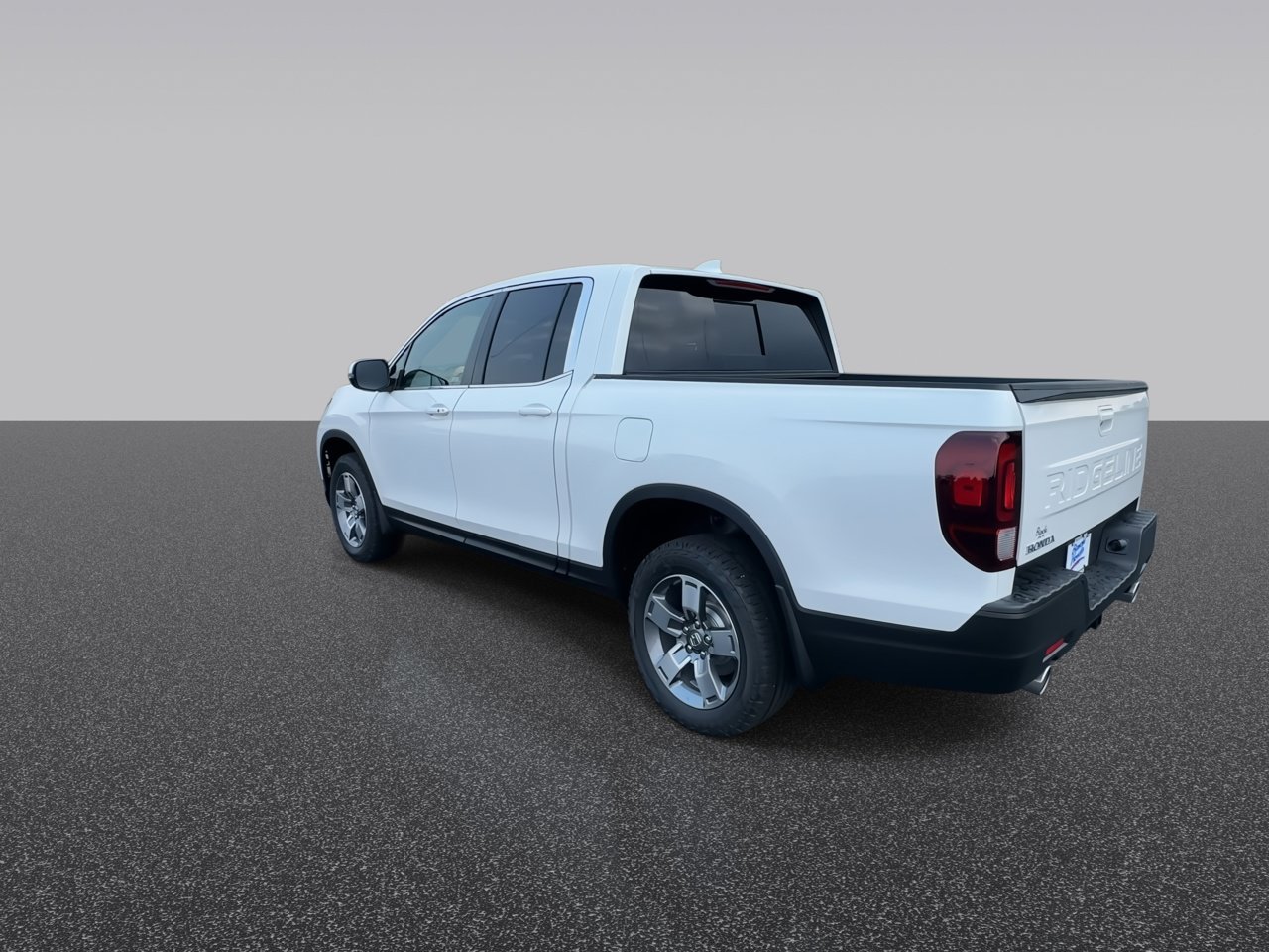 New 2026 Platinum White Pearl Honda RTL AWD image 6