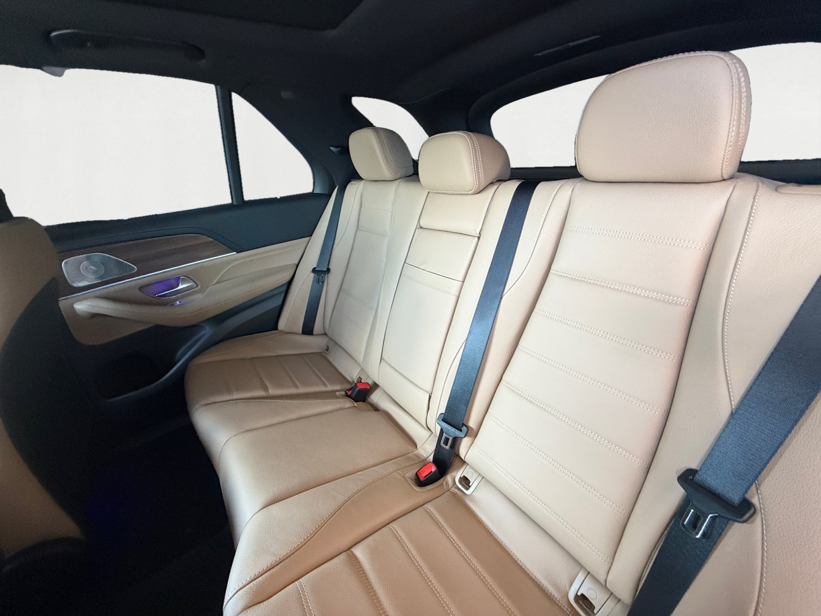 New 2026 MANUFAKTUR Ireland Mid Green Metallic Mercedes-Benz GLE 350 image 38