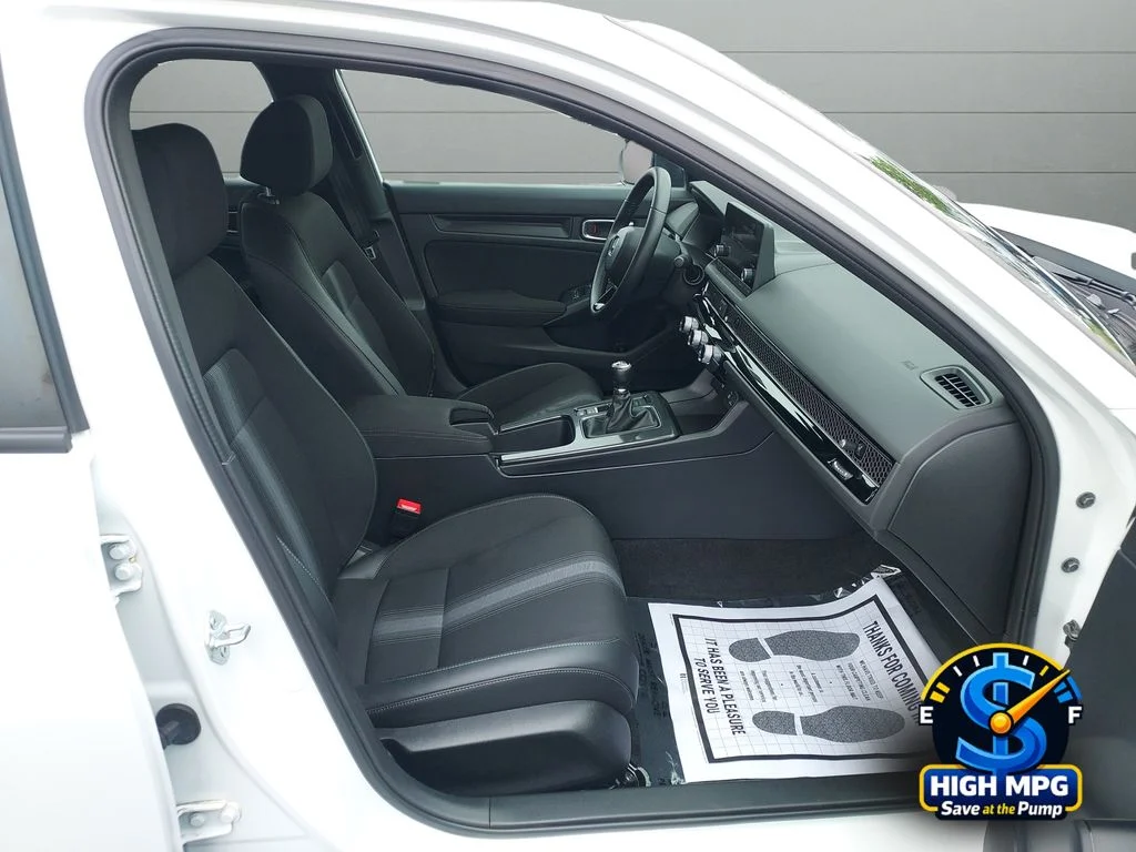 Used 2023 White Honda Sport image 19