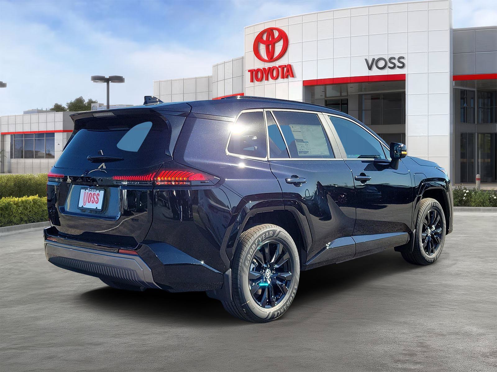 2026 Toyota RAV4 Plug-in Hybrid SE, photo 3 of 12