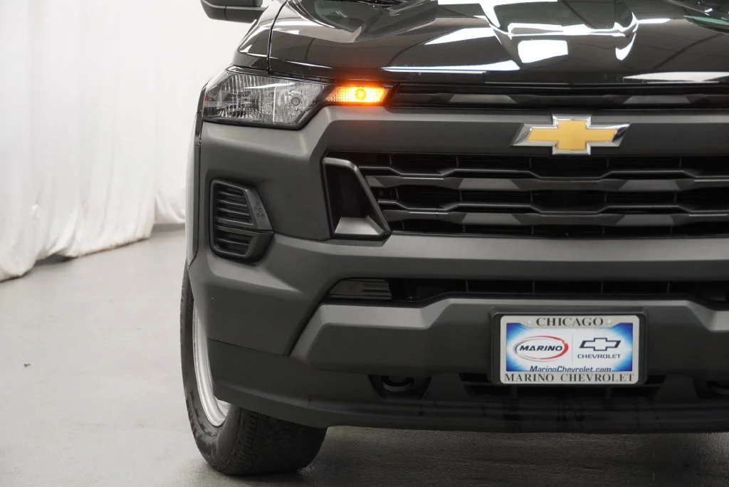 Used 2025 Black Chevrolet WT/LT image 10