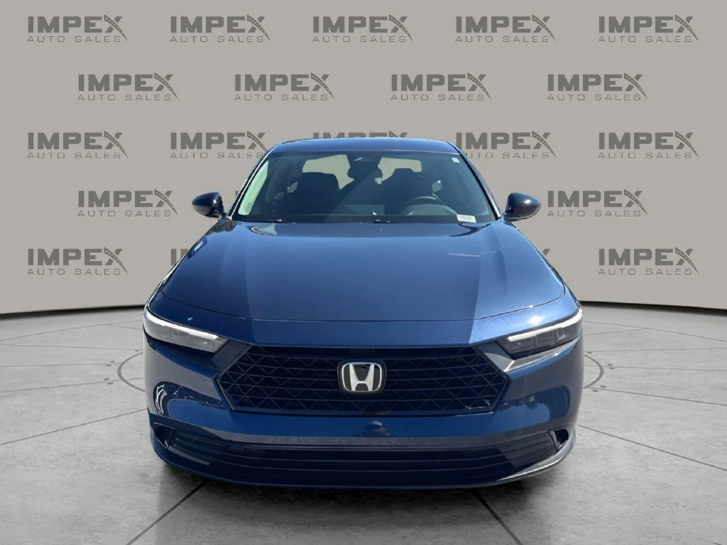 Used 2025 Blue Honda SE image 8