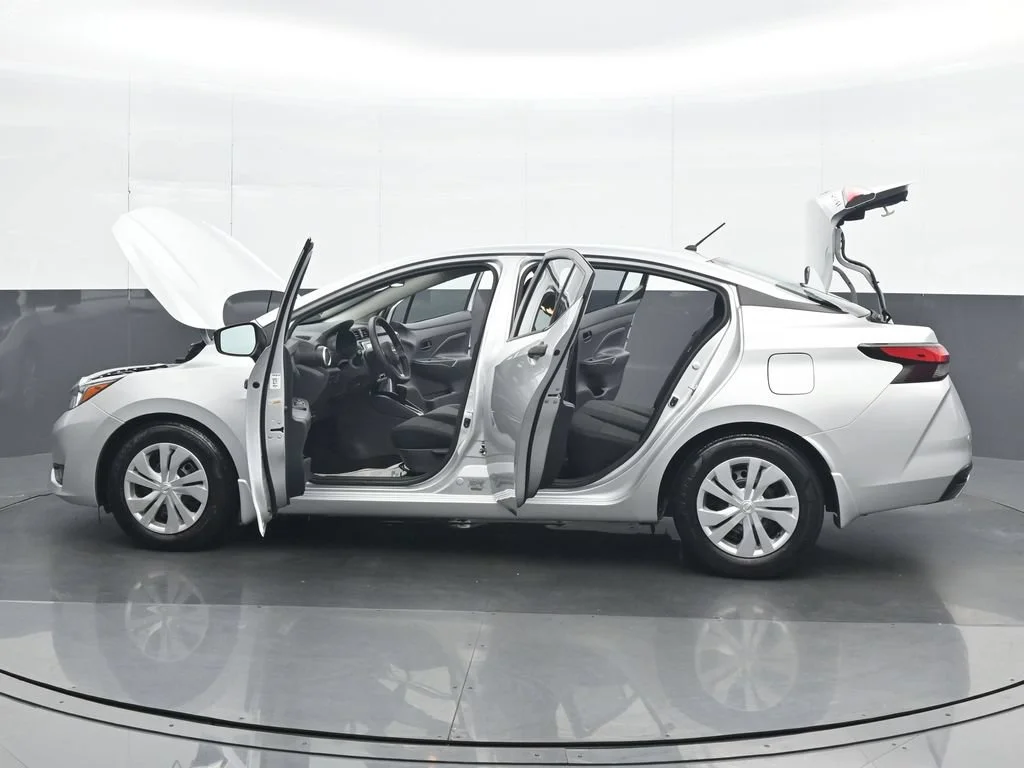 Used 2024 Silver Nissan 1.6 S image 39