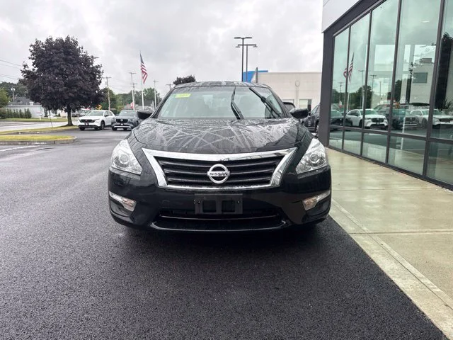 Used 2014 Black Nissan 2.5 SV image 8