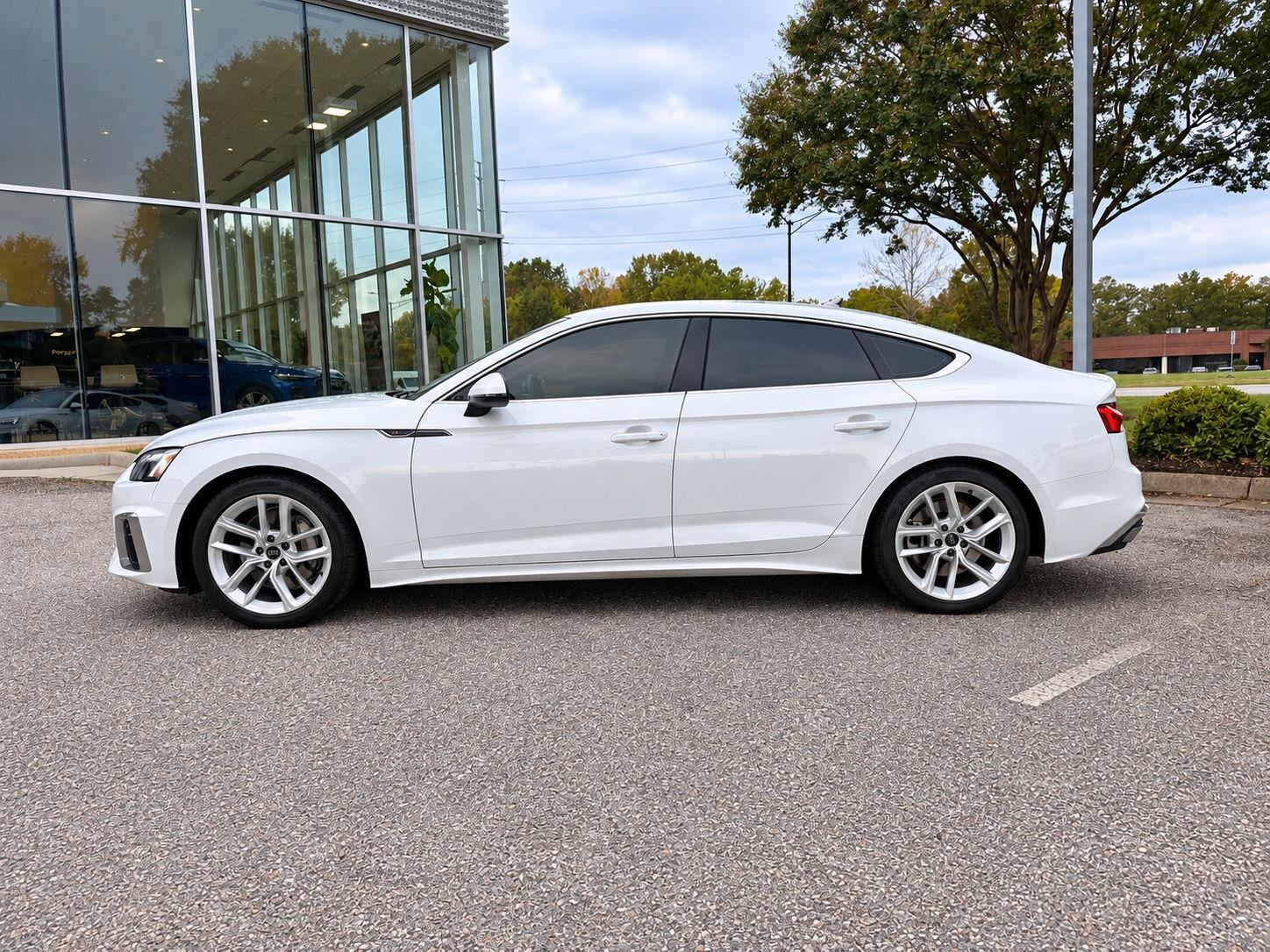 Used 2024 Arkona White Audi S line Premium image 3