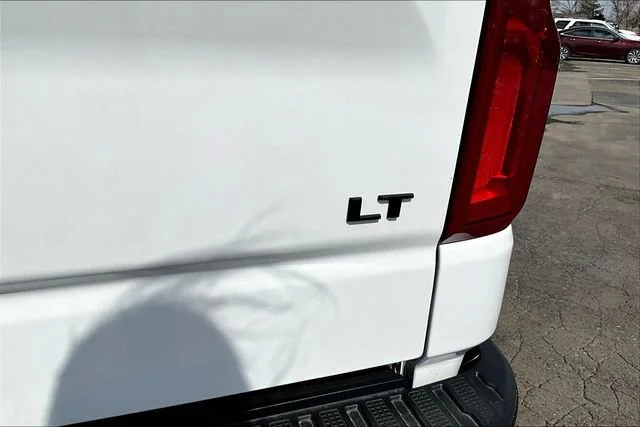 New 2026 Summit White Chevrolet LT Trail Boss image 9