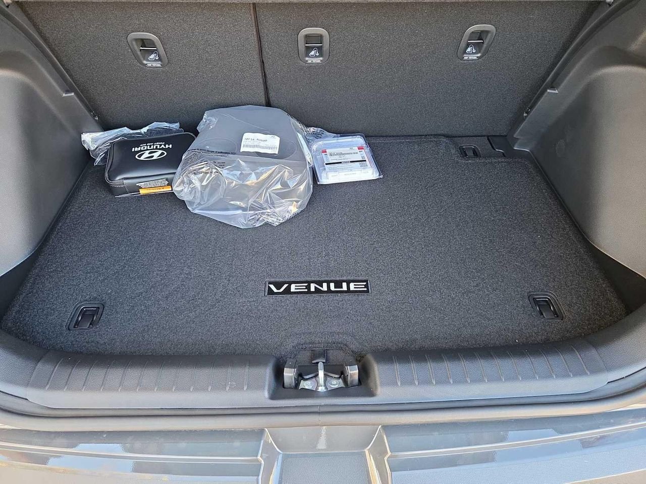 2026 Hyundai Venue SEL - Photo 34