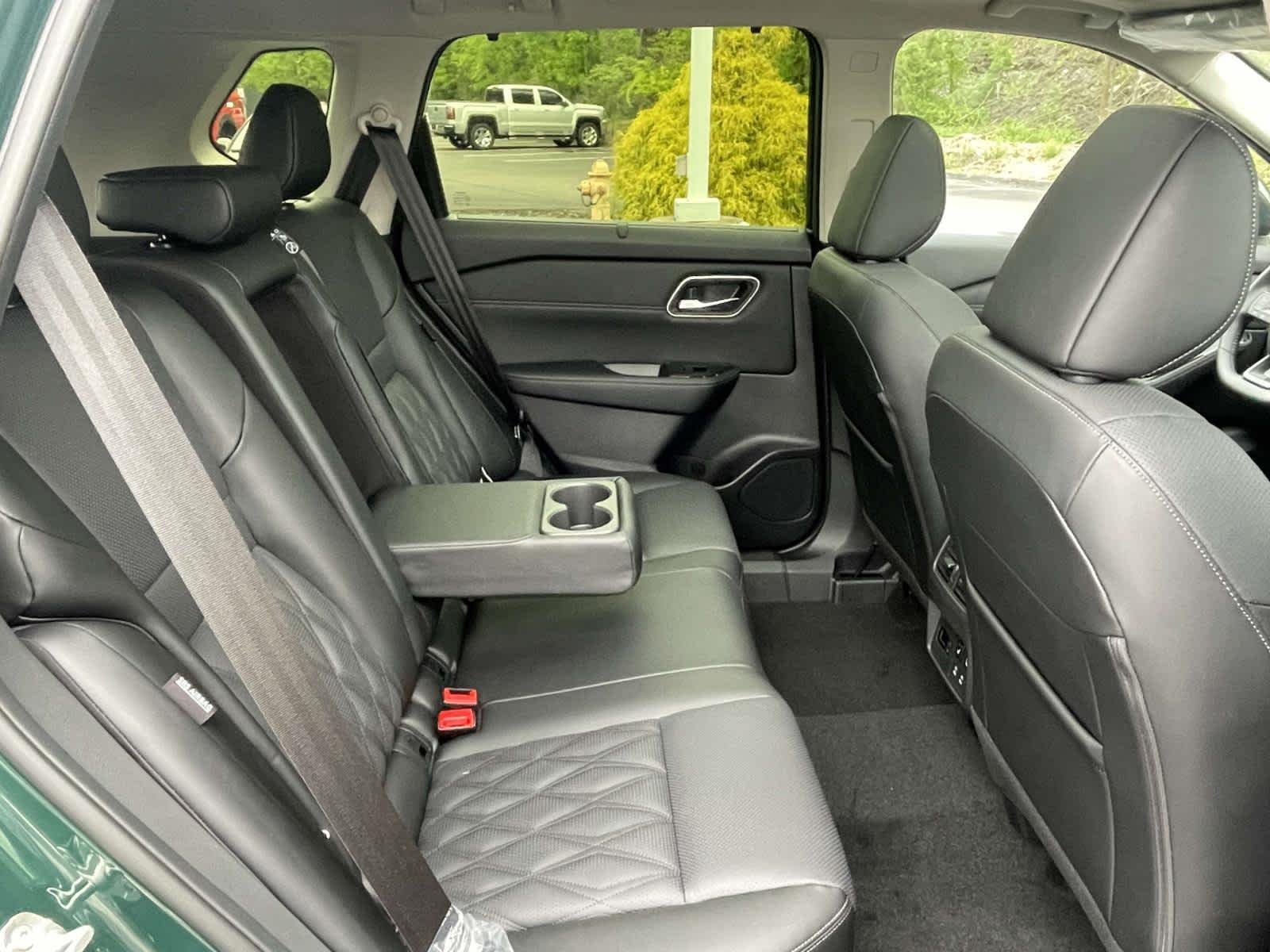 New 2026 Obsidian Green Nissan Platinum image 20