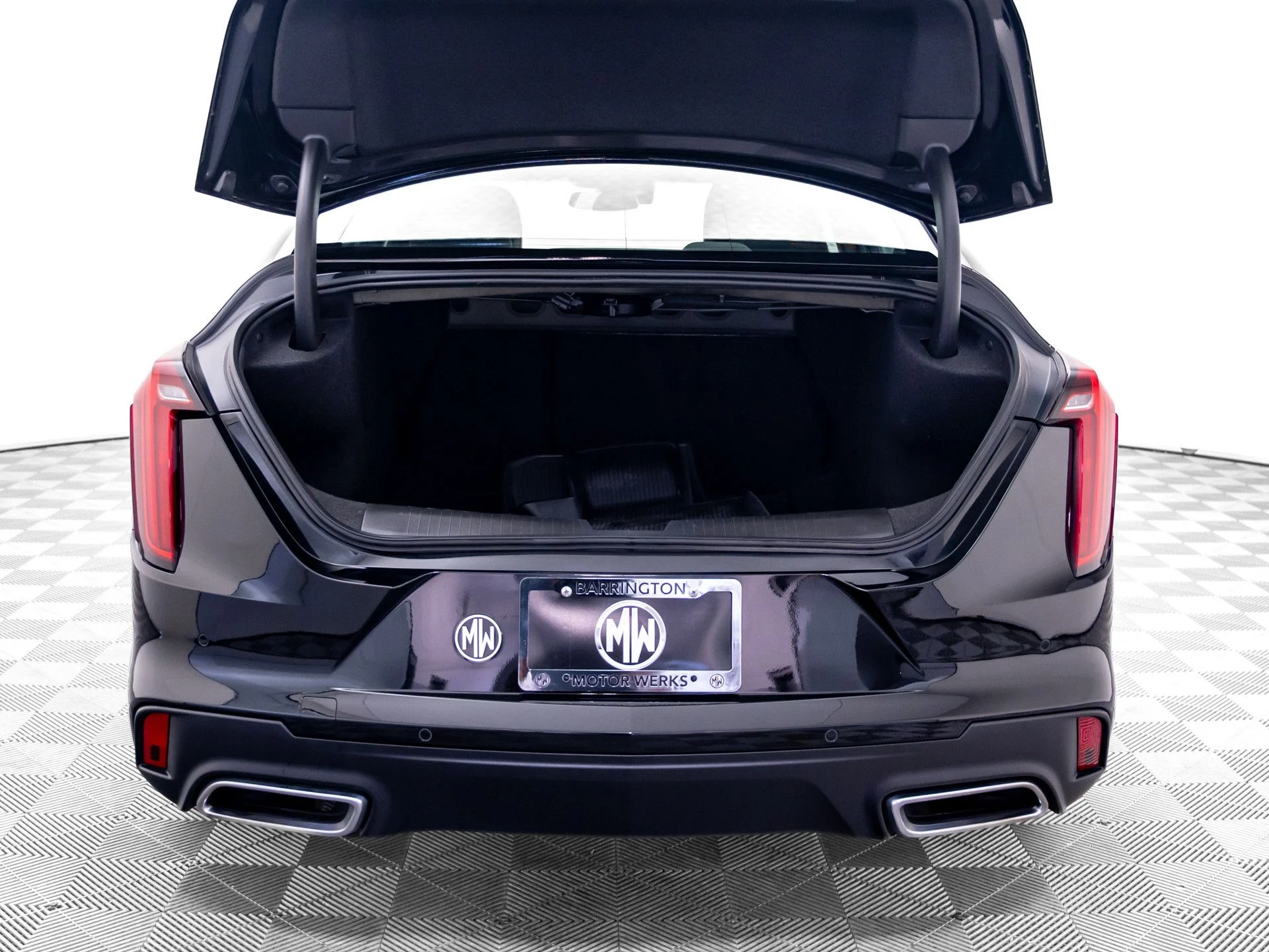 Used 2024 Black Cadillac Luxury image 33