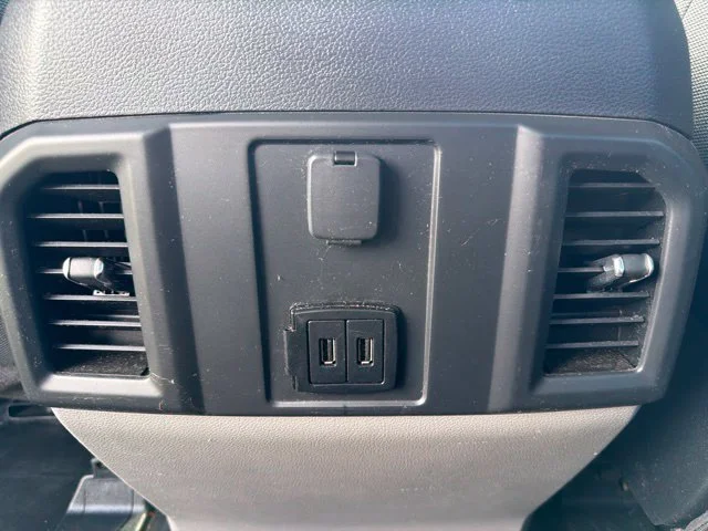 Used 2018 Blue Ford XL image 42