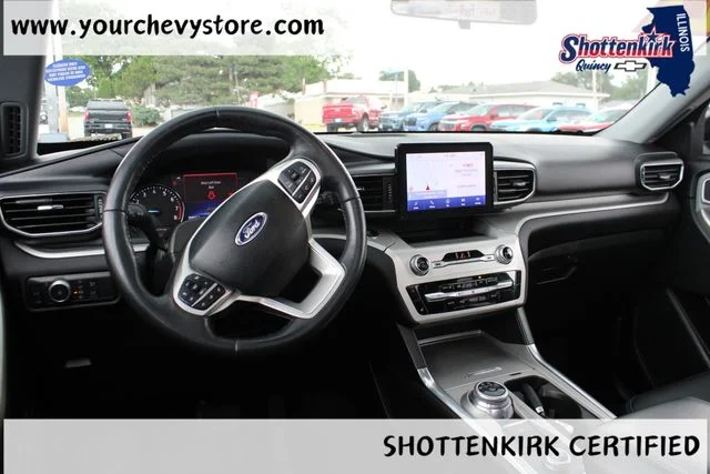 Used 2022 Blue Ford XLT image 10