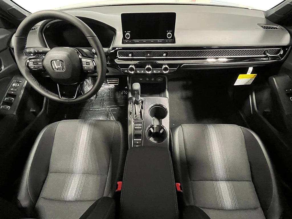 New 2026 Crystal Black Pearl Honda 2WD Sport Hybrid image 15