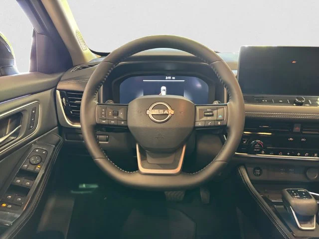 New 2026 Gold Nissan Platinum image 12