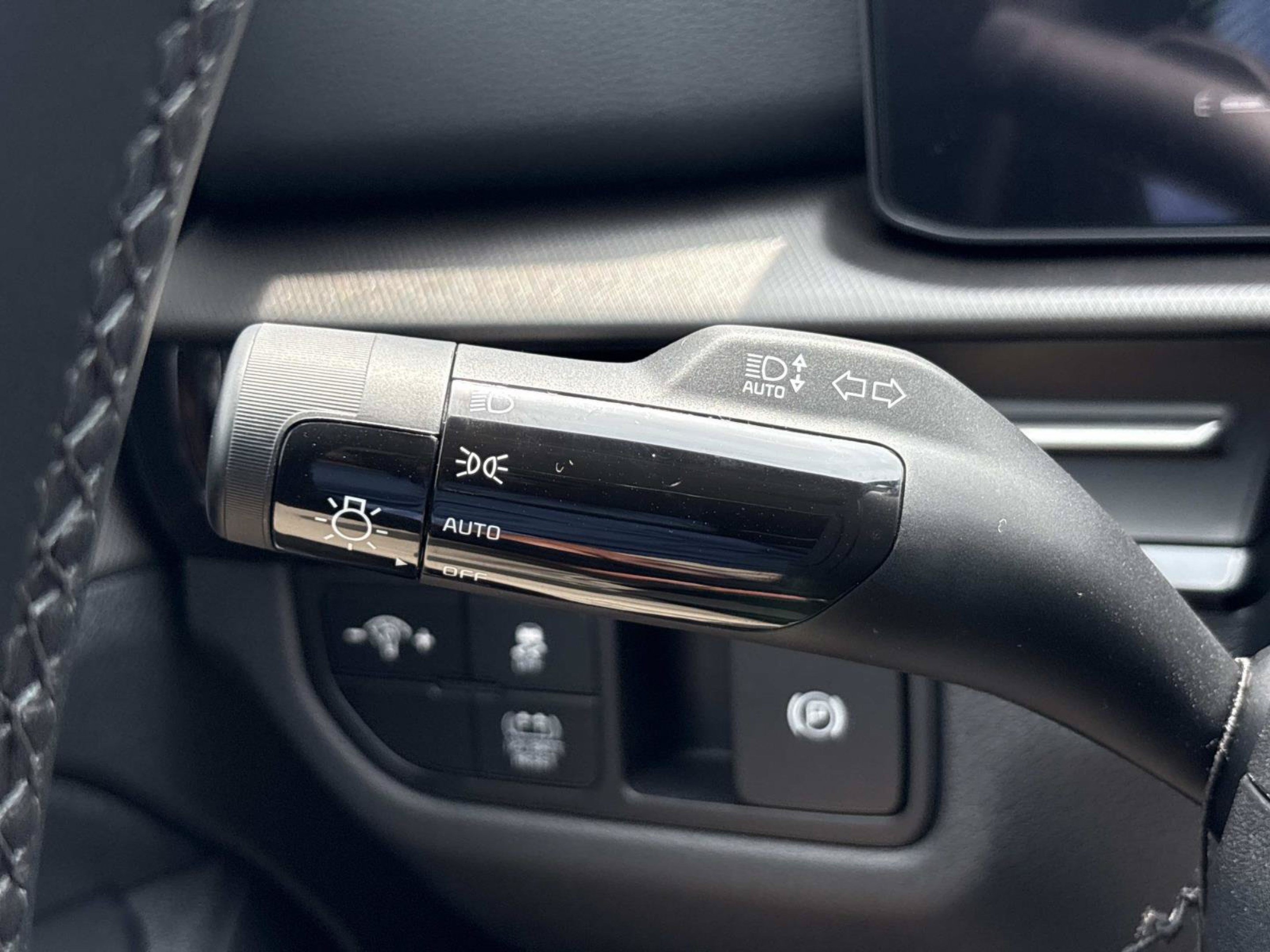 New 2027 Gravity Gray Kia LX image 25