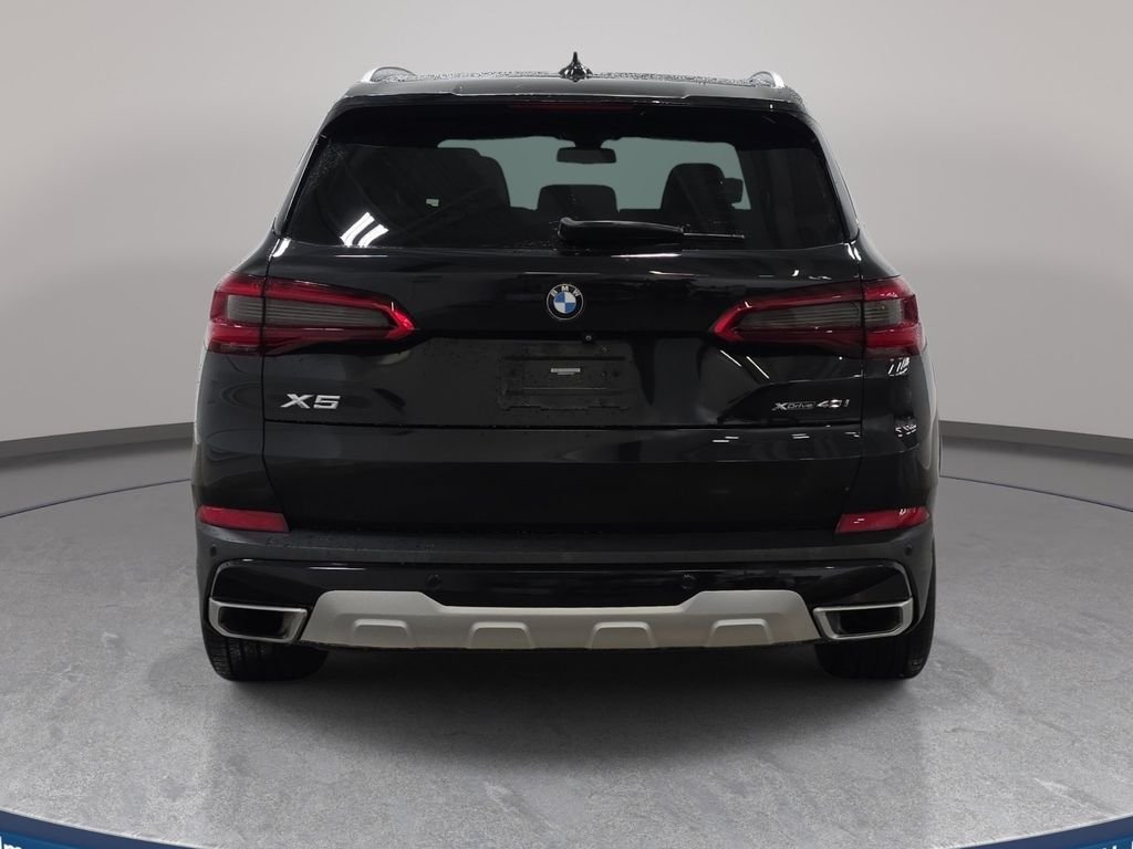 Used 2019 Black Sapphire Metallic BMW xDrive40i image 6