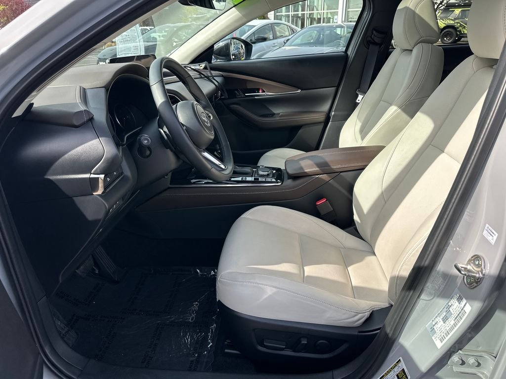 2025 Mazda CX-30 Turbo Premium - Photo 12