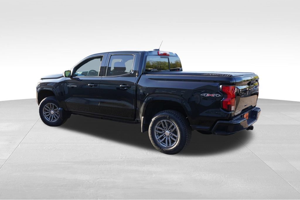 2023 Chevrolet Colorado LT - Photo 8