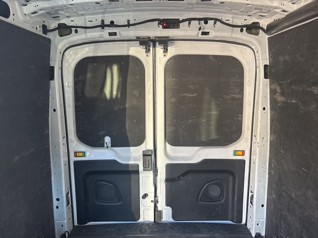 Used 2023 Oxford White Ford Base image 19