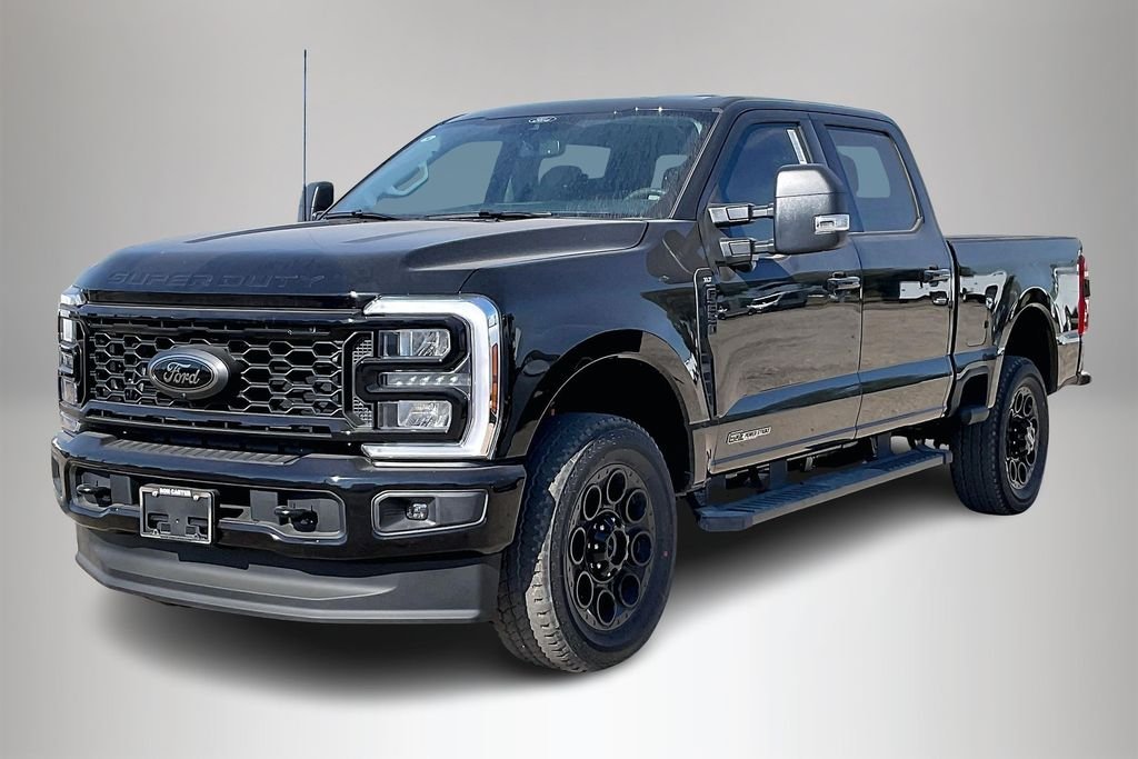 New 2026 Ford Super Duty F-250 XLT 4D Crew Cab