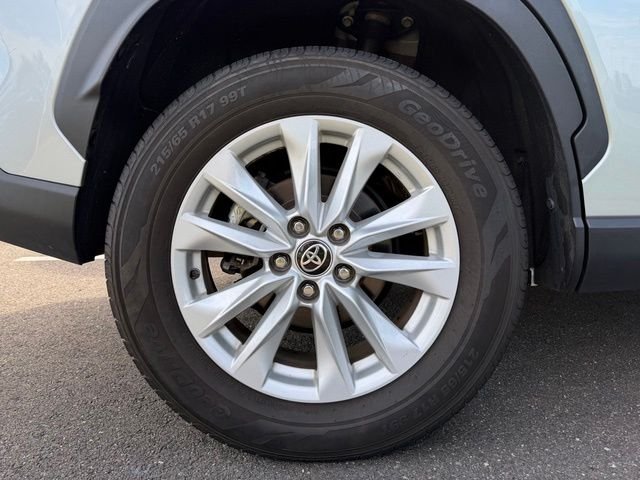 Used 2023 Silver Toyota LE image 11