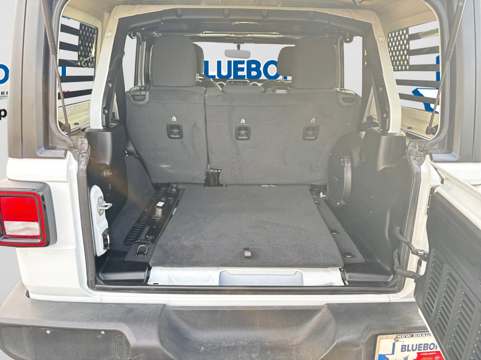 Certified Used 2021 Bright White Clearcoat Jeep Unlimited 80th Anniversary image 22