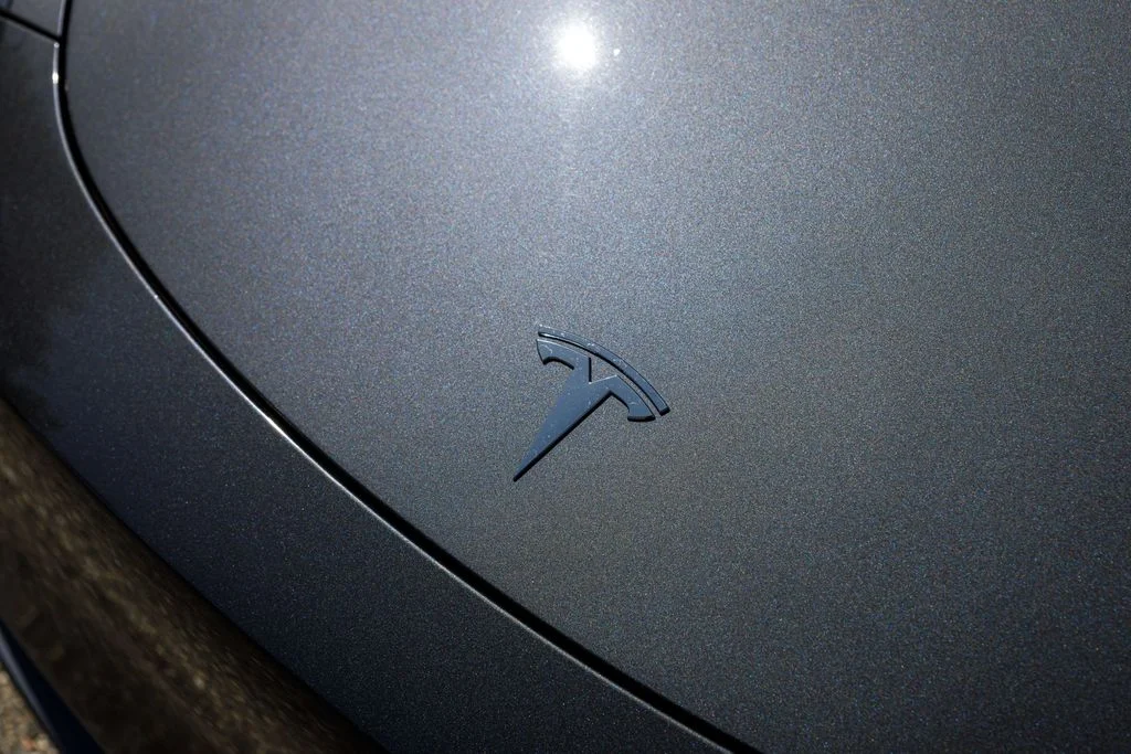Used 2023  Tesla Long Range image 40