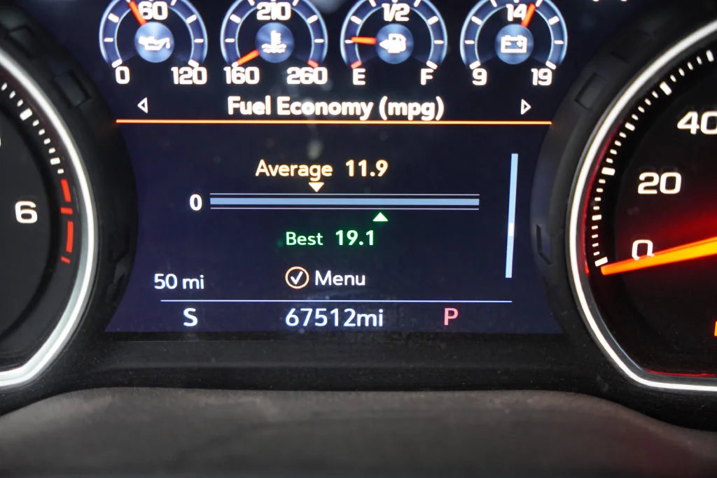 Used 2022 Mosaic Black Metallic Chevrolet High Country image 8