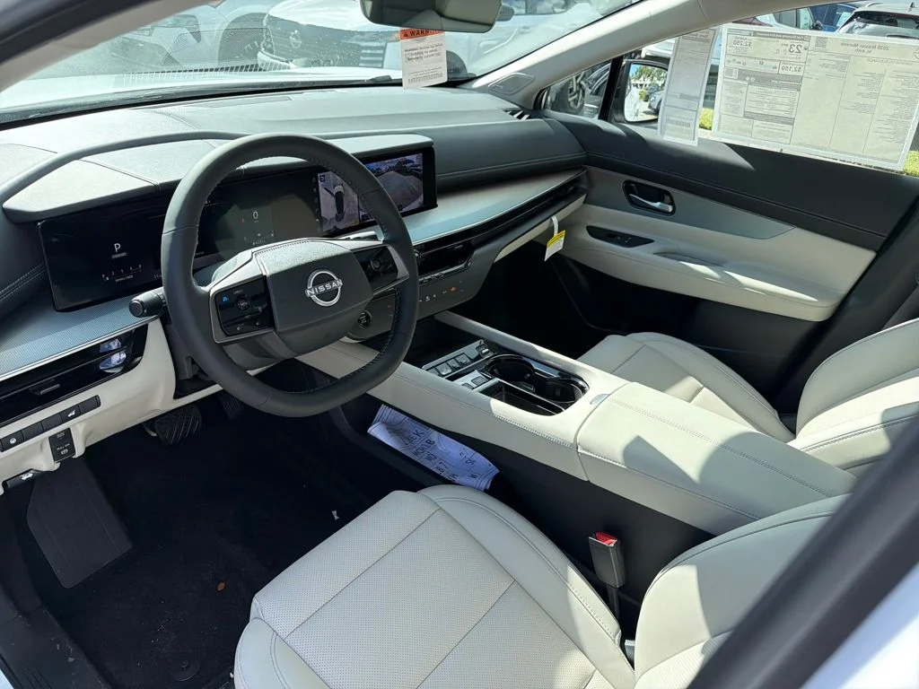 New 2026 White Nissan SL image 15