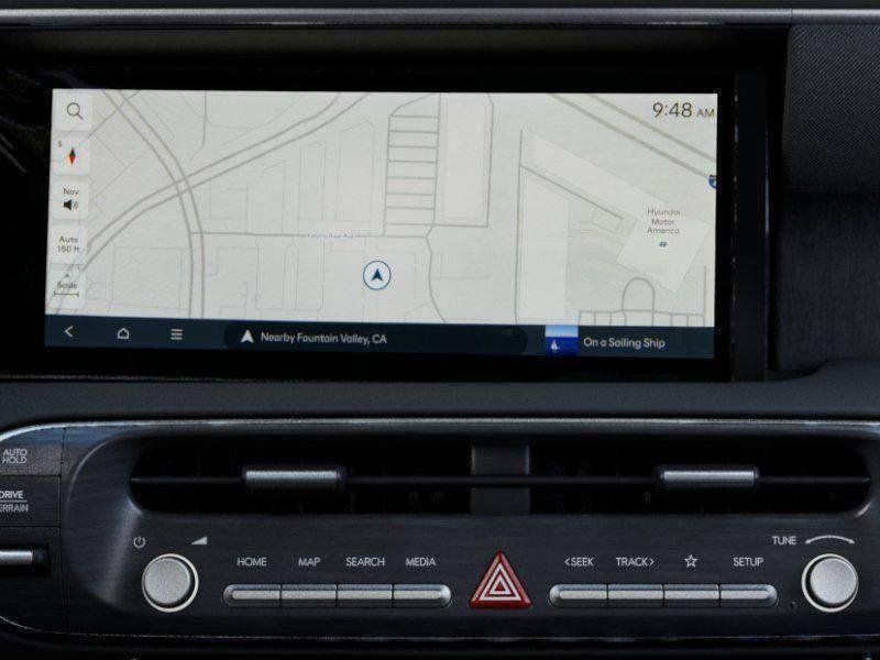 New 2027 White Hyundai SEL Premium 8P image 13