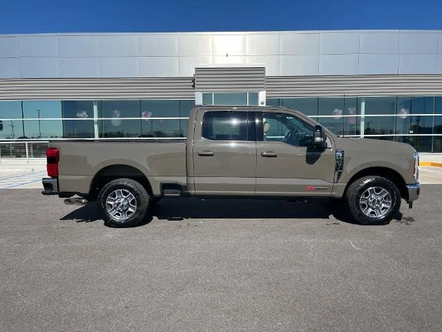 New 2027 Marsh Gray Metallic Ford F-350® Lariat® image 26