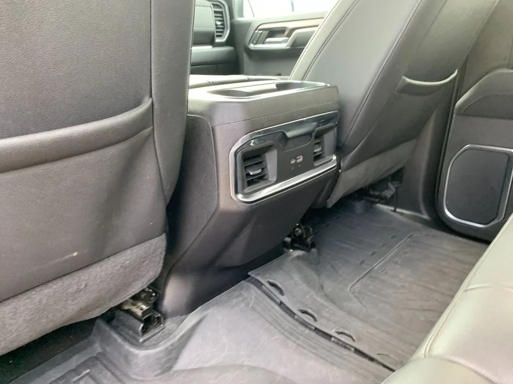 Used 2023 White GMC SLT image 15