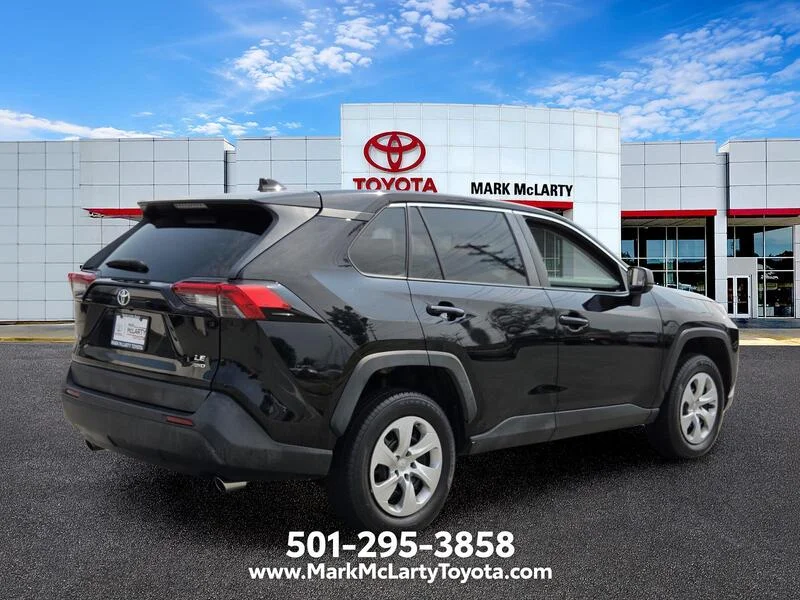 Used 2022 Midnight Black Metallic TOYOTA LE AWD image 5