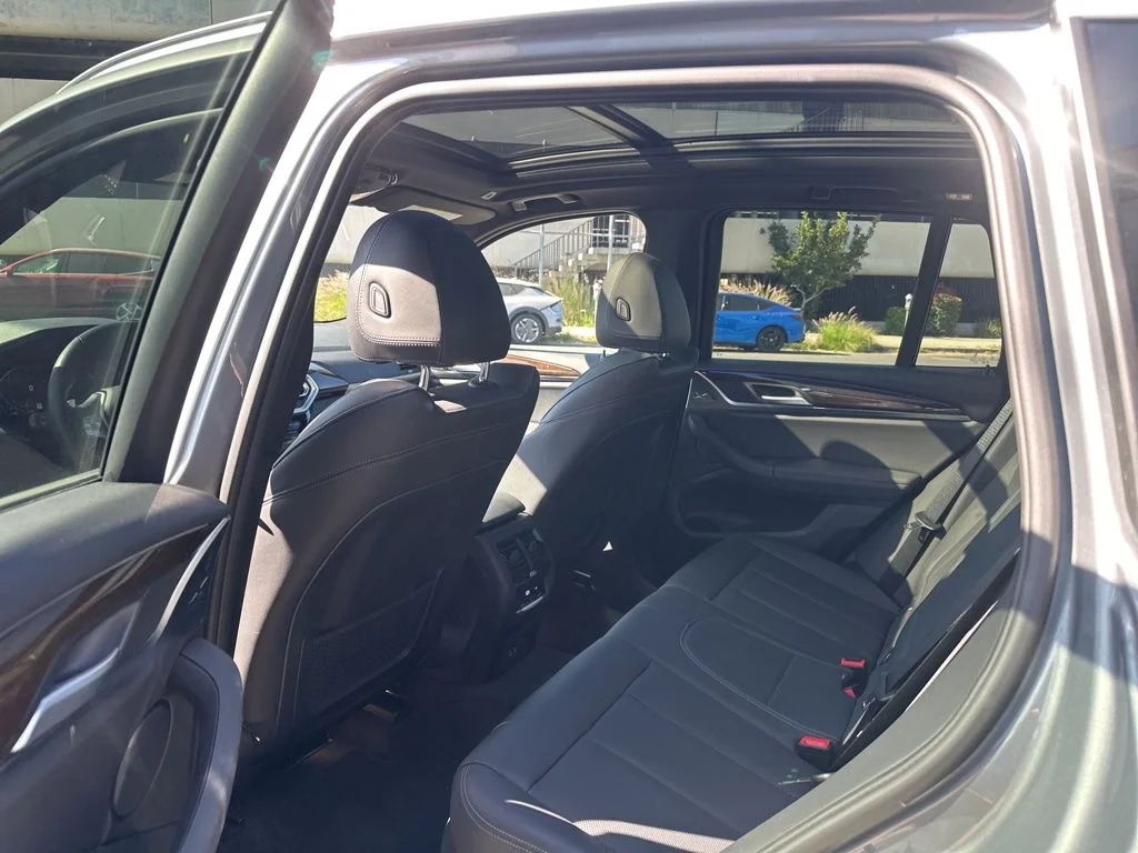 Used 2023 Gray BMW sDrive30i image 12