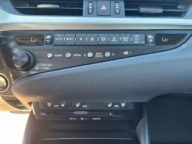 Used 2019 Silver Lexus 350 image 26