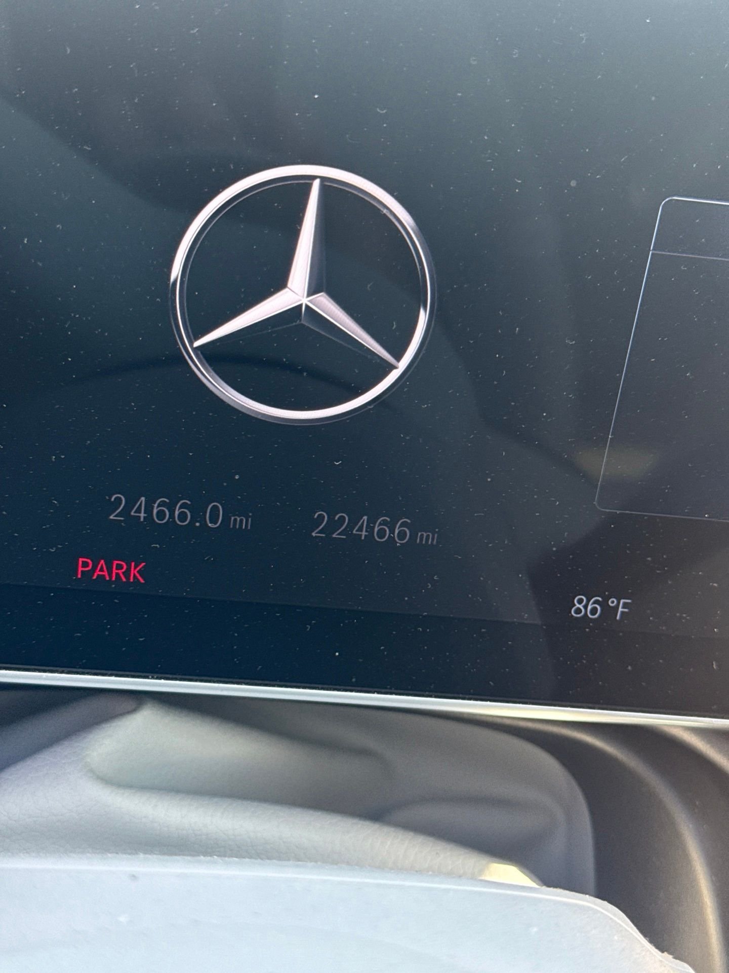 Certified Used 2024 Green Mercedes-Benz 350+ SUV image 11