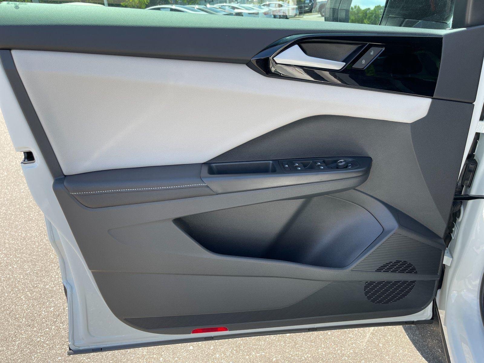 New 2026 Pure White Volkswagen S image 13