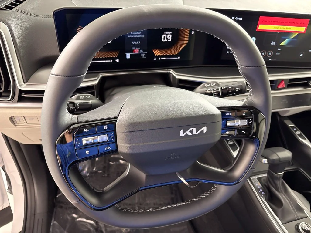 New 2026 Glacial White Pearl Kia EX image 31