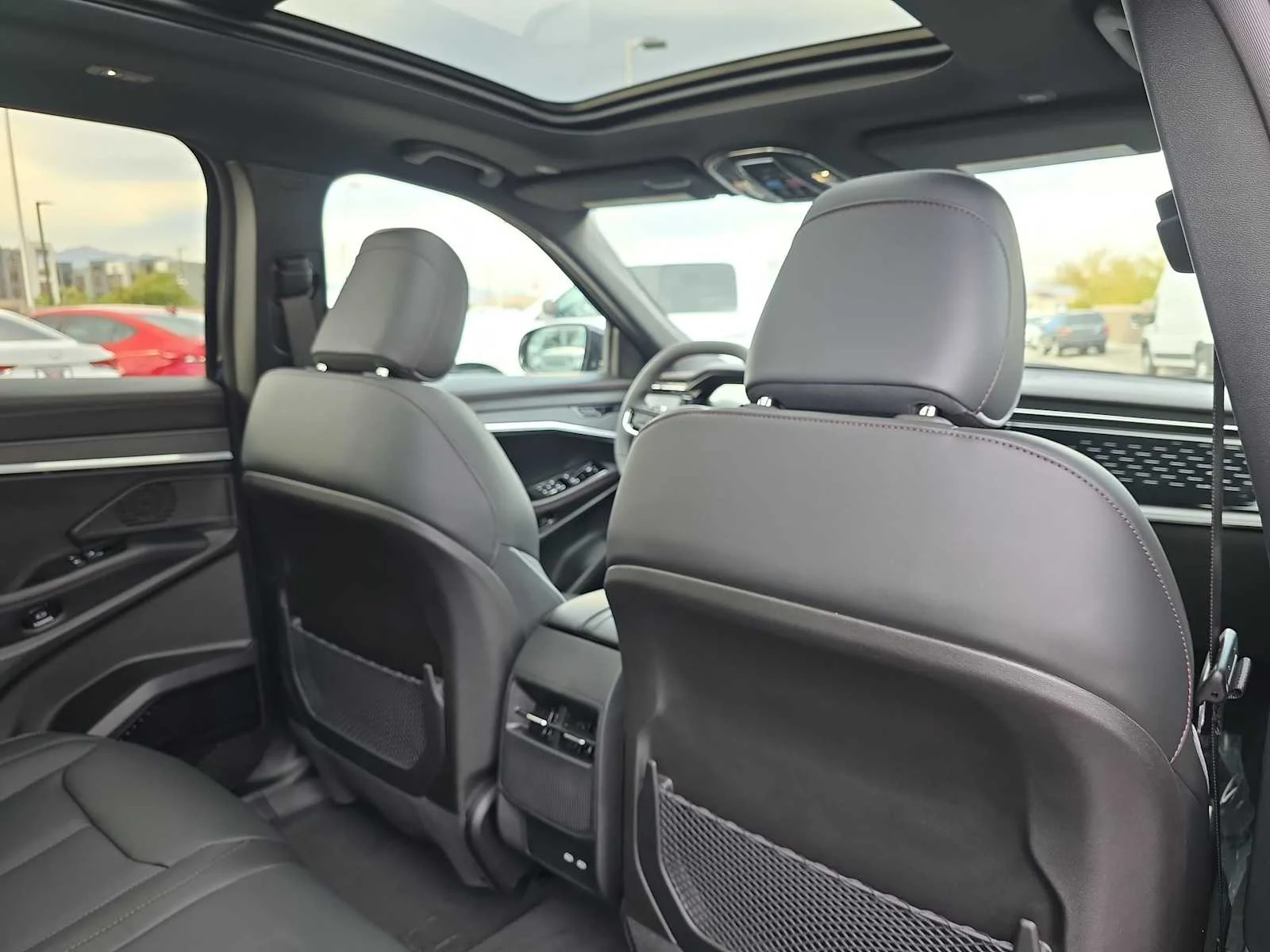 2025 Jeep Wagoneer S Limited - Photo 16
